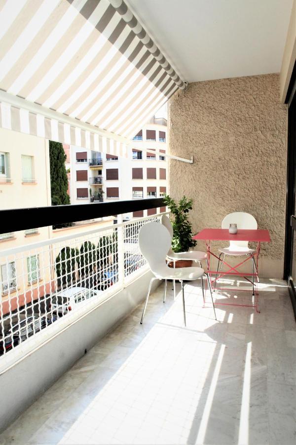 Appartement T3 Plein Centre Сен-Рафаель Екстер'єр фото